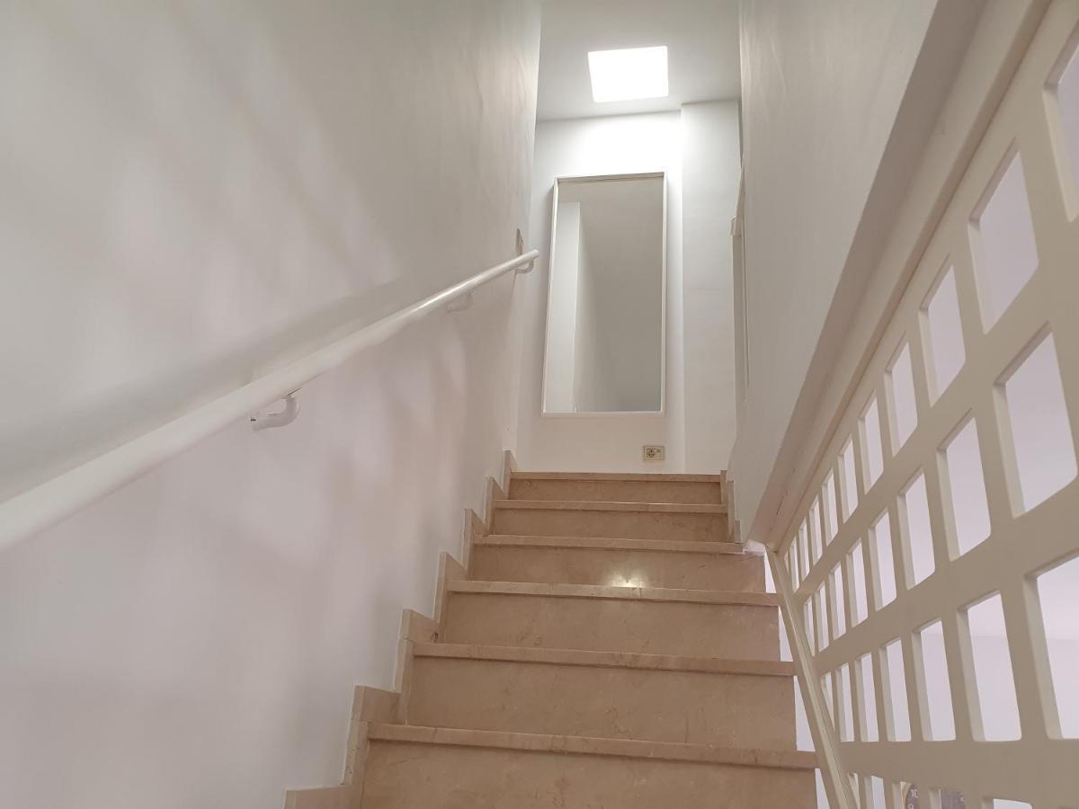 Modern Family Home Above Swimming Pool Puerto Rico  Ngoại thất bức ảnh