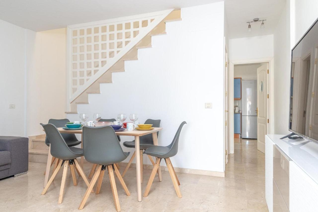 Modern Family Home Above Swimming Pool Puerto Rico  Ngoại thất bức ảnh